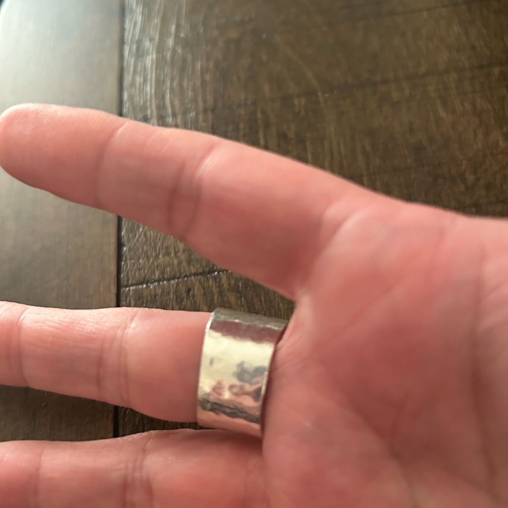 Silver ring - Picture 3 of 3